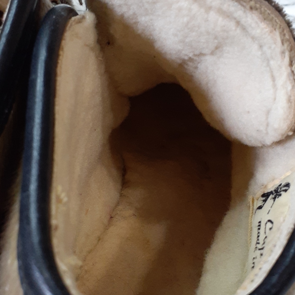 Fur Moccasins - Picture 7 of 7